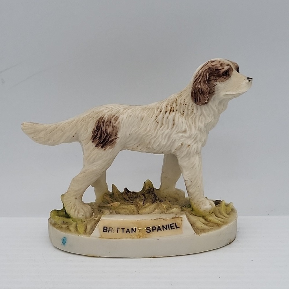 VINTAGE COLLECTIBLE BRITTANY SPANIEL DOG FIGURINE/LINT BRUSH‎ BY JASCO